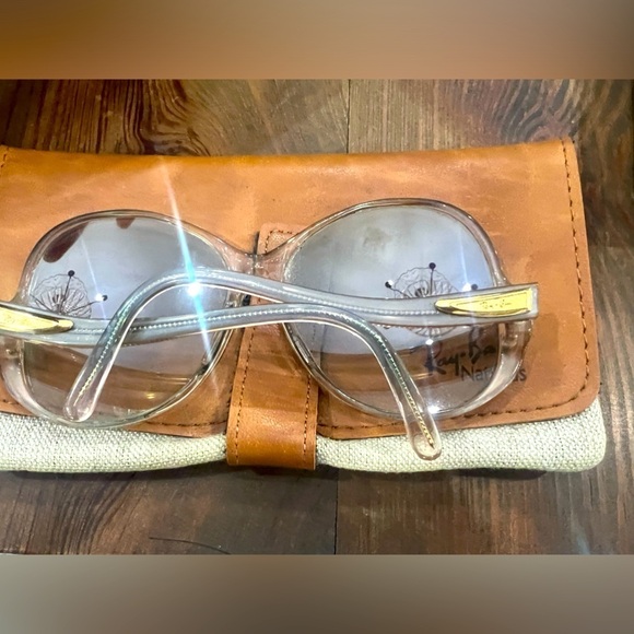 Ray-Ban USA  Vintage 1960s B&L Butterfly Sunglasses - Picture 6 of 6